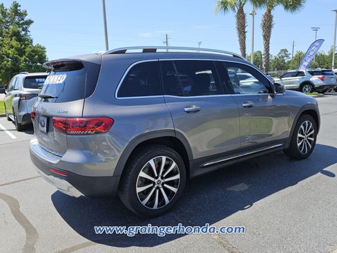 Used 2022 Mercedes-Benz GLB 250 4MATIC image 5