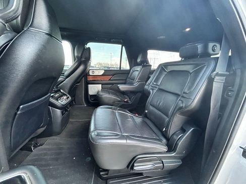 Used 2019 Lincoln Navigator L Reserve AWD/4WD image 14