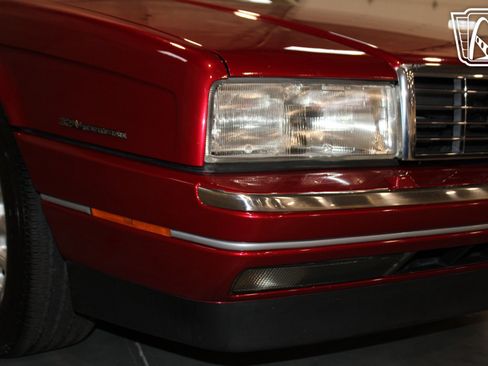 Used 1993 Cadillac Allante FWD image 34