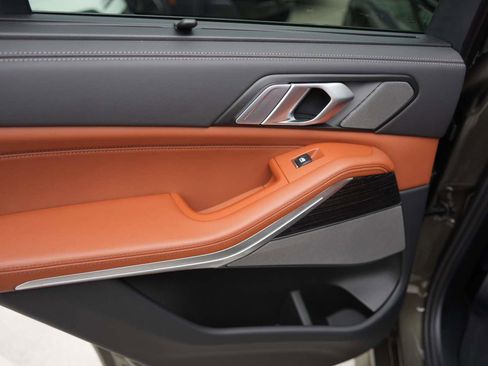 Used 2025 BMW X5 xDrive40i image 8