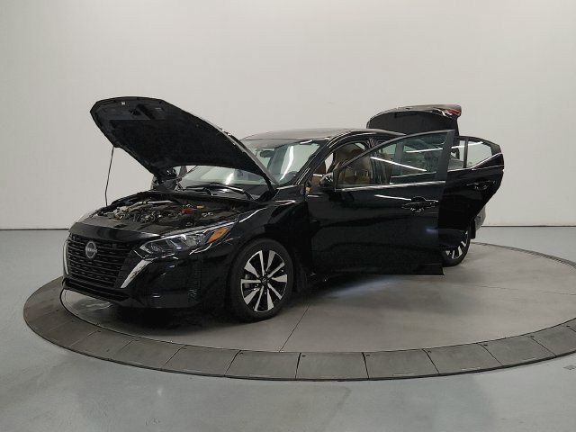 Used 2024 Nissan Sentra SV w/ SV Premium Package FWD image 11