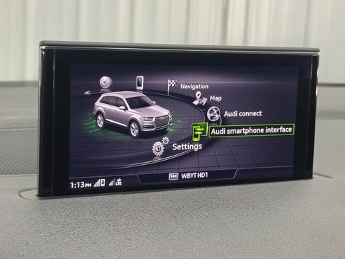 Used 2018 Audi Q7 3.0T Prestige w/ Prestige Package AWD/4WD image 43