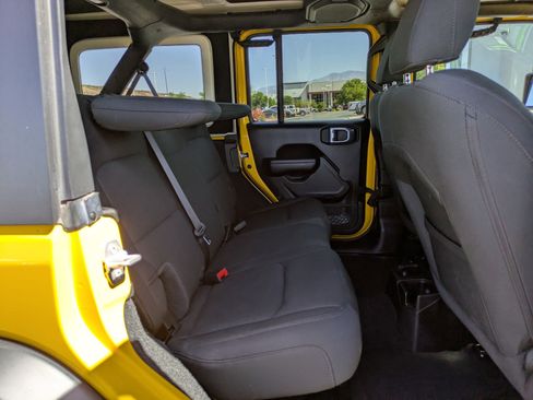Used 2021 Jeep Wrangler Unlimited Sport AWD/4WD image 30