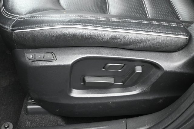 Certified 2025 MAZDA CX-5 AWD 2.5 S w/ Preferred Package image 19