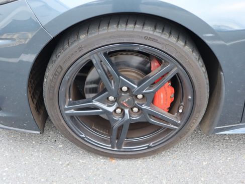 Used 2020 Chevrolet Corvette Stingray Preferred Cpe w/ 2LT Preferred Equipment Group image 37