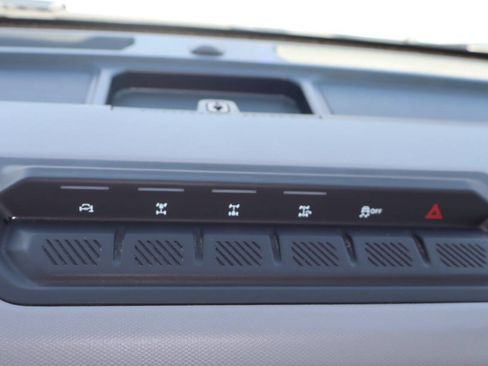 Used 2023 Ford Bronco Badlands AWD/4WD image 18