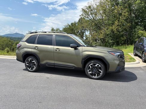 New 2026 Subaru Forester Limited AWD/4WD image 7