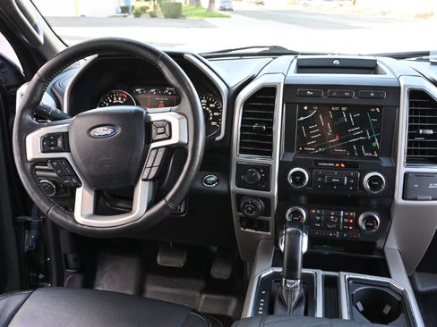 Used 2019 Ford F150 Lariat w/ Equipment Group 502A Luxury RWD image 17