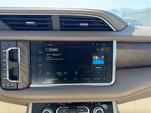 Used 2023 GMC Yukon XL Denali w/ Denali Reserve Package image 17