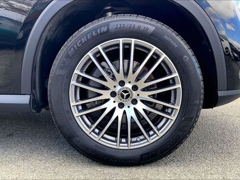 Certified 2024 Mercedes-Benz GLC 300 4MATIC image 9