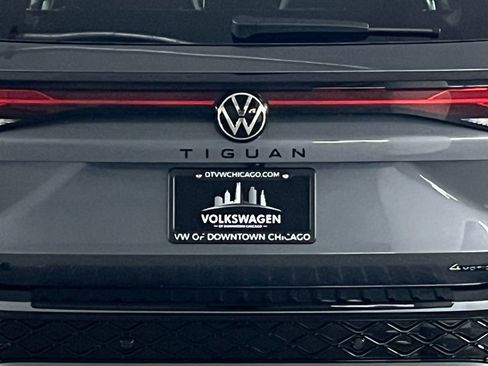 New 2026 Volkswagen Tiguan SE R-Line image 36