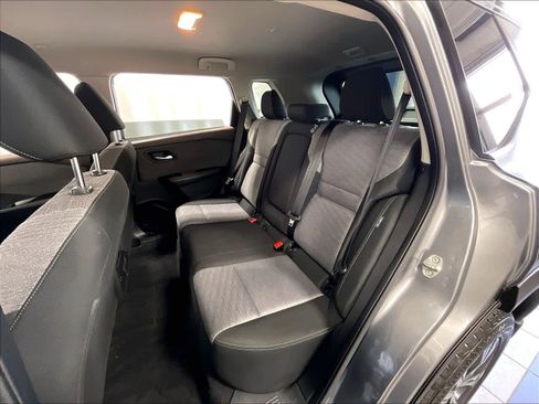 Certified 2023 Nissan Rogue SV image 15