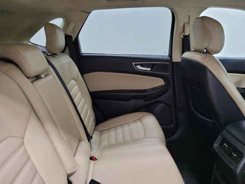 Used 2017 Ford Edge SEL w/ Equipment Group 201A AWD/4WD image 19