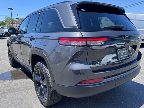 New 2026 Jeep Grand Cherokee Limited AWD/4WD image 5