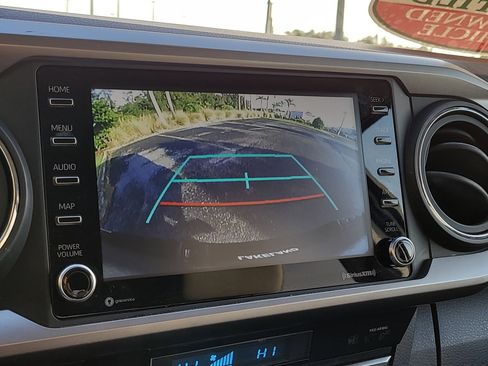 Used 2022 Toyota Tacoma SR5 image 23