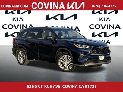 Used 2023 Toyota Highlander Platinum