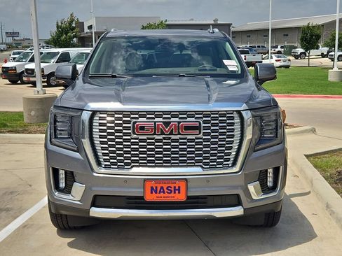 Used 2022 GMC Yukon Denali w/ Max Trailering Package AWD/4WD image 5