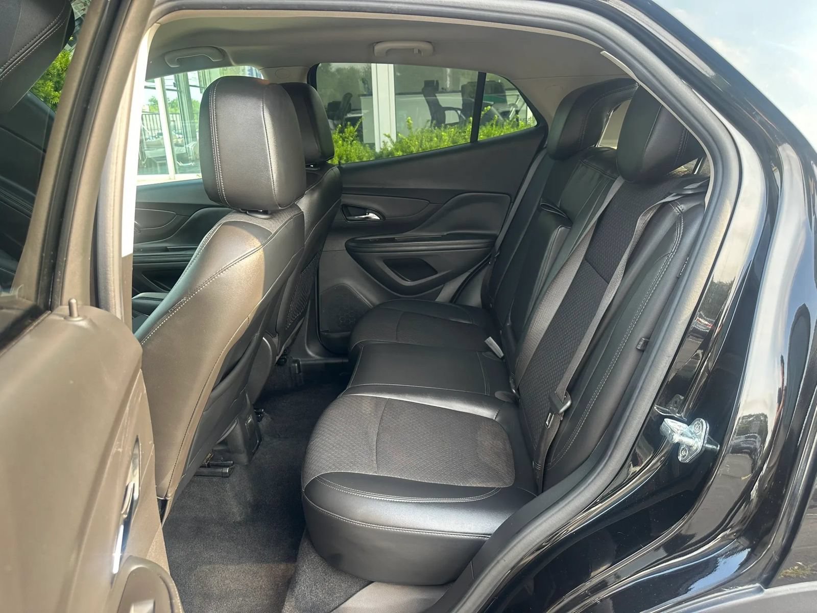 Used 2019 Buick Encore Preferred AWD/4WD image 12