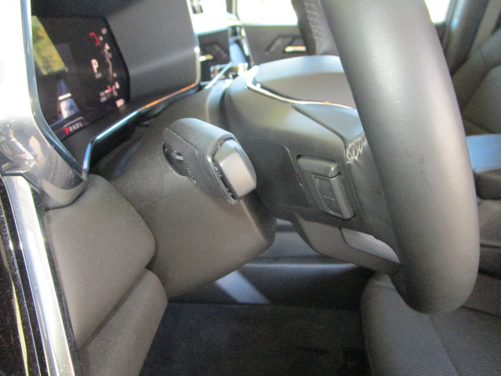 Used 2025 GMC Canyon Elevation RWD image 29