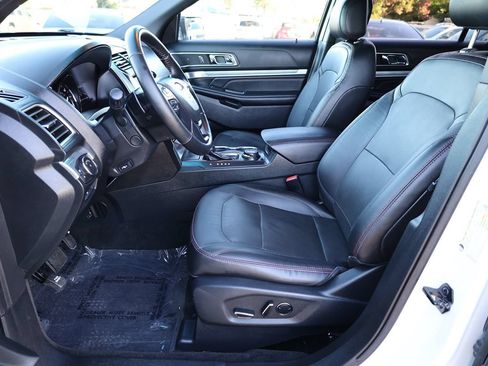 Used 2016 Ford Explorer Sport w/ Equipment Group 401A AWD/4WD image 11