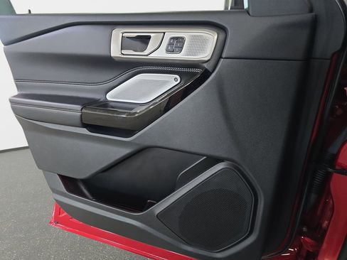 Used 2023 Ford Explorer ST w/ Equipment Group 401A image 27