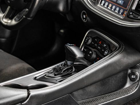 Used 2017 Dodge Challenger R/T Scat Pack RWD image 25