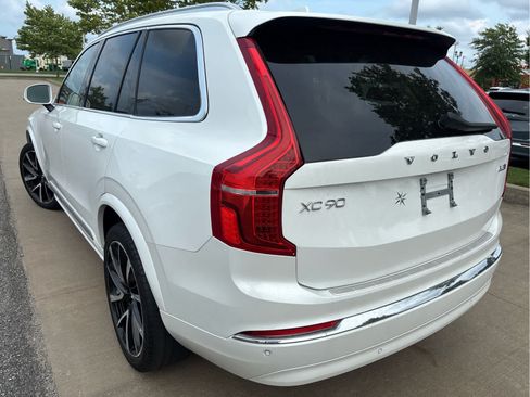 Used 2025 Volvo XC90 B5 Core w/ Protection Package Premier AWD/4WD image 9