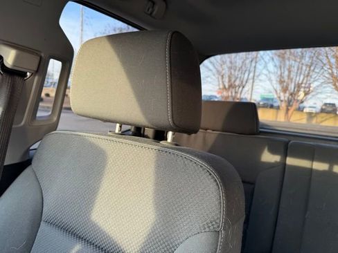 Used 2019 Chevrolet Silverado 2500 LT image 17