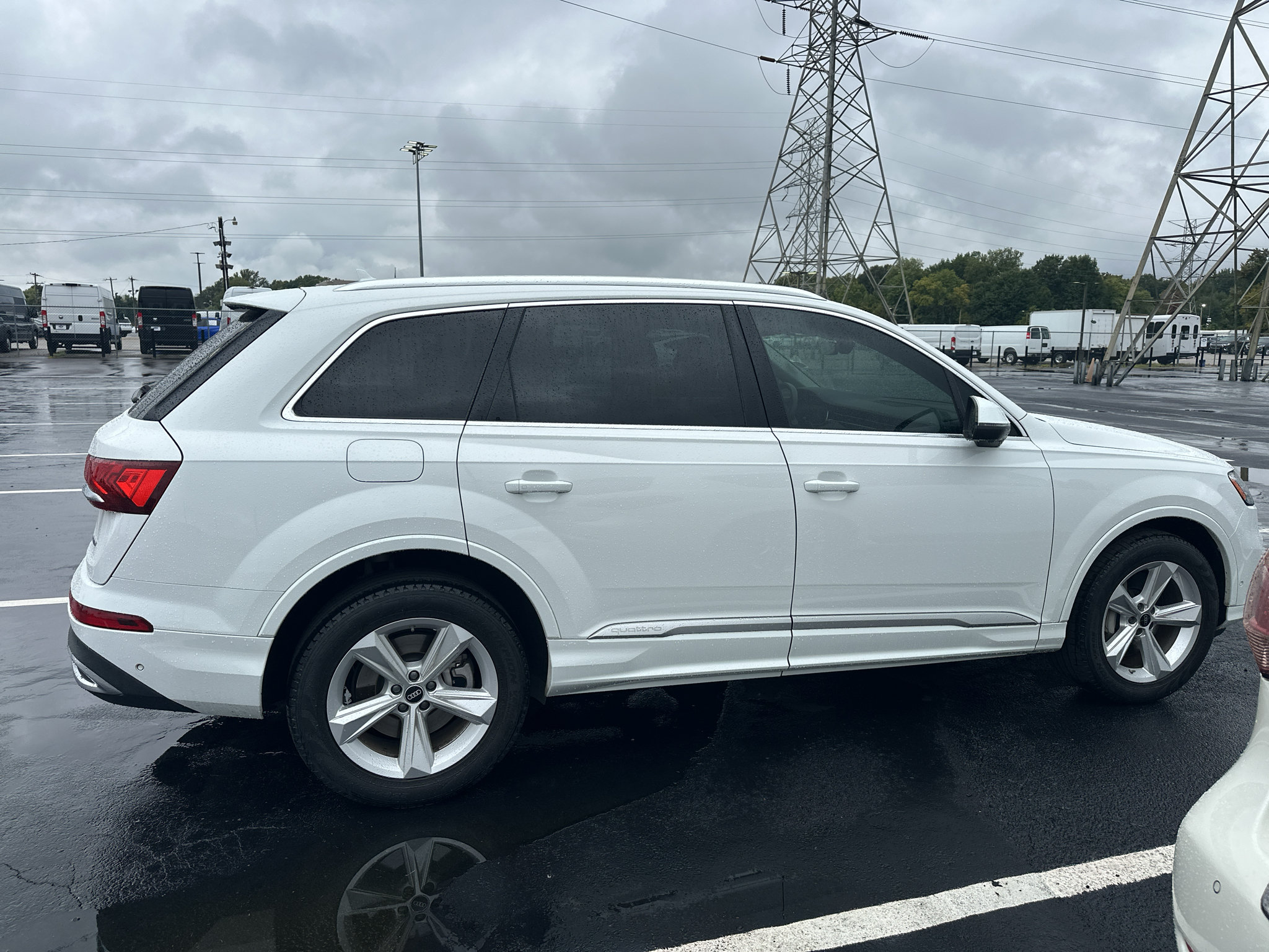 Used 2022 Audi Q7 3.0T Premium AWD/4WD image 4