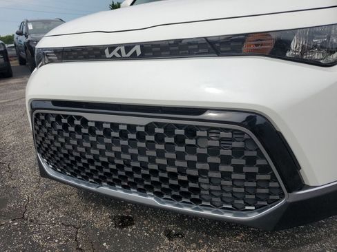 Used 2024 Kia Soul EX FWD image 15