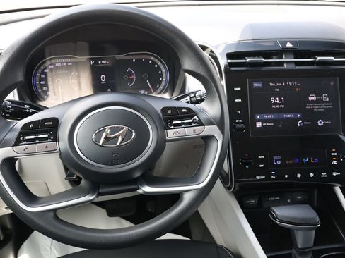 Used 2024 Hyundai Tucson SEL AWD/4WD image 16