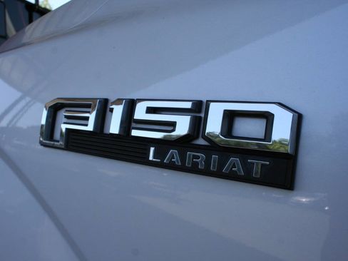 Used 2019 Ford F150 Lariat AWD/4WD image 12