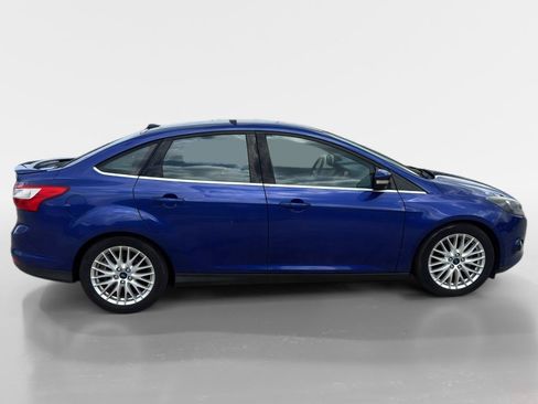 Used 2014 Ford Focus Titanium FWD image 6