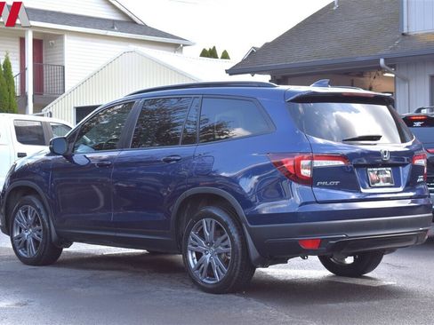 Used 2022 Honda Pilot Sport image 2