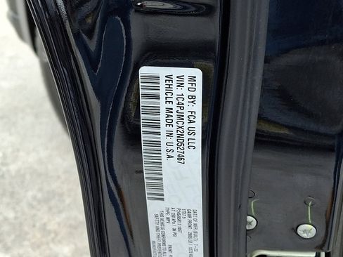 Used 2022 Jeep Cherokee Latitude w/ Sun & Sound Group image 29