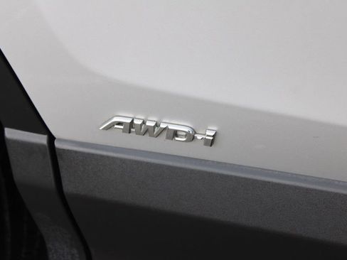 Used 2016 Toyota RAV4 XLE image 21