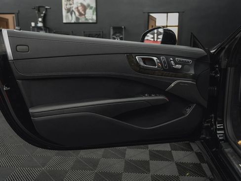 Used 2015 Mercedes-Benz SL 63 AMG image 49