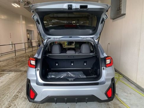 Used 2025 Subaru Crosstrek 2.0i Premium image 7