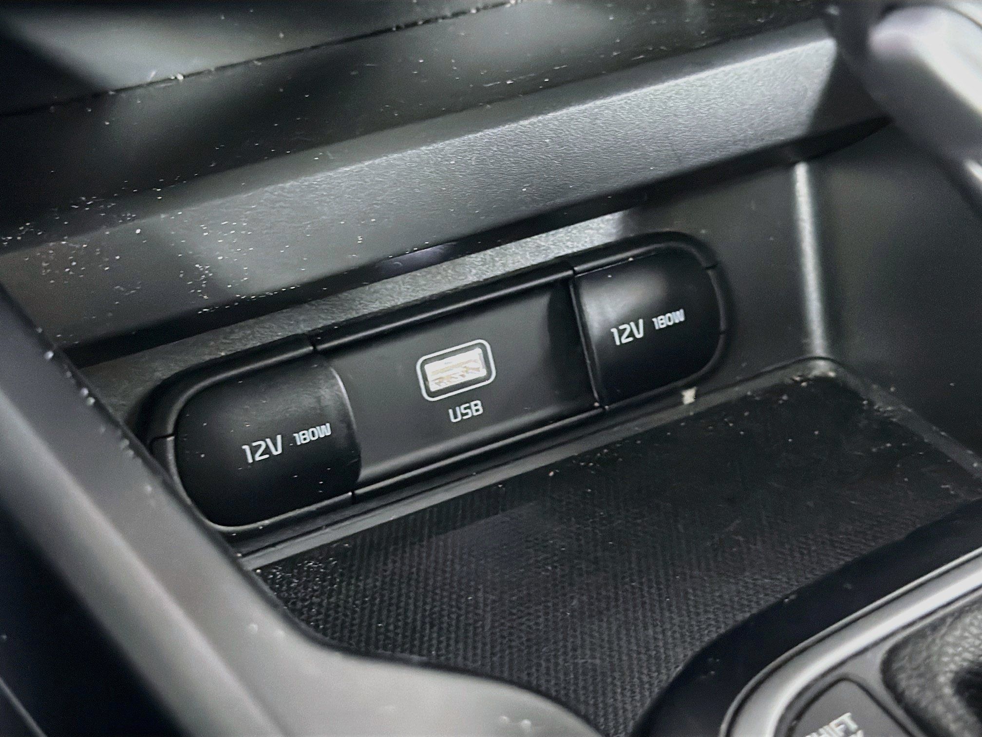 Used 2025 Kia Soul LX w/ LX Technology Package FWD image 26