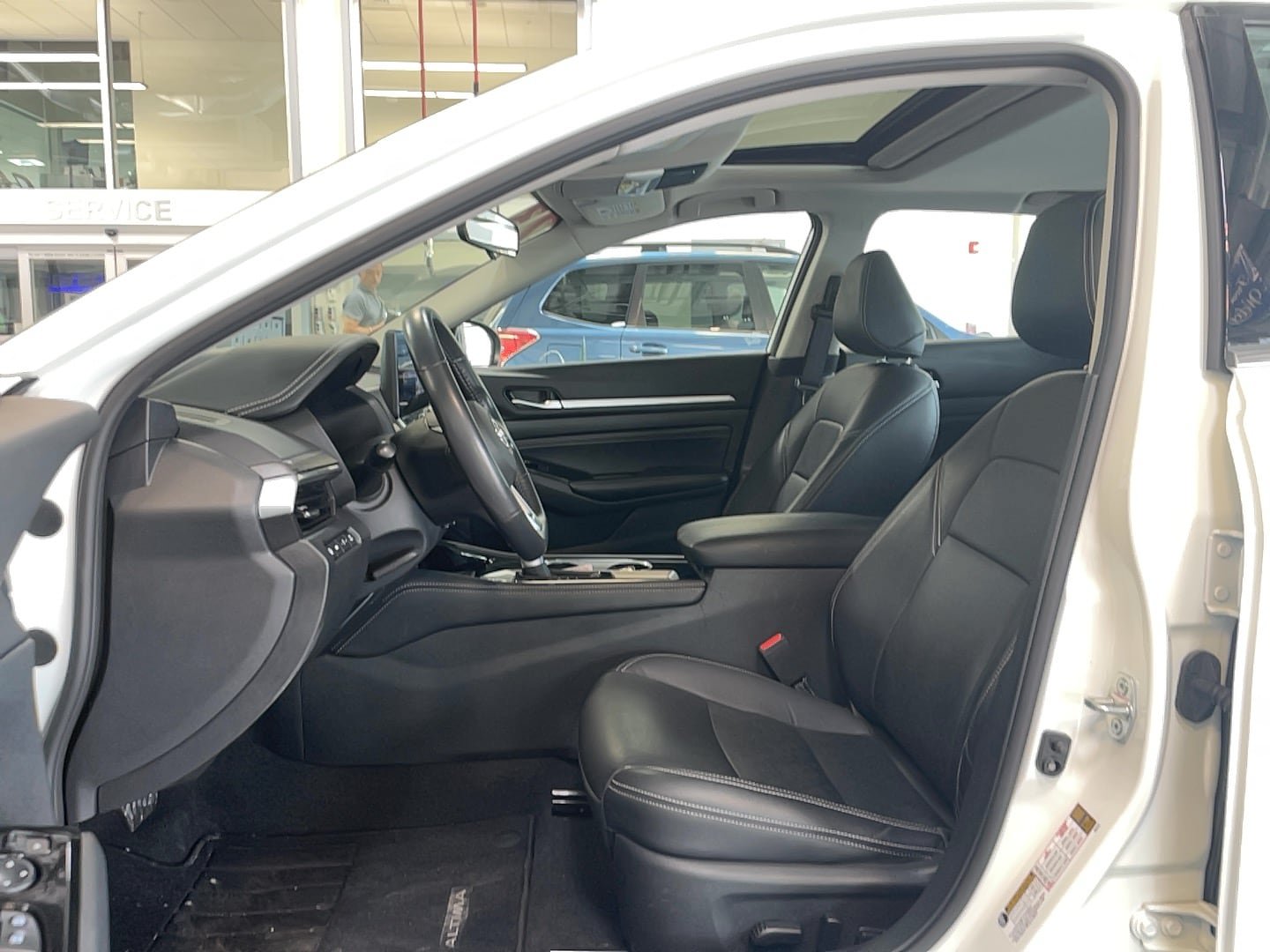 Used 2023 Nissan Altima 2.5 SL AWD/4WD image 7