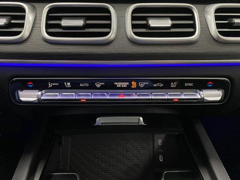 Certified 2026 Mercedes-Benz GLS 450 4MATIC image 27