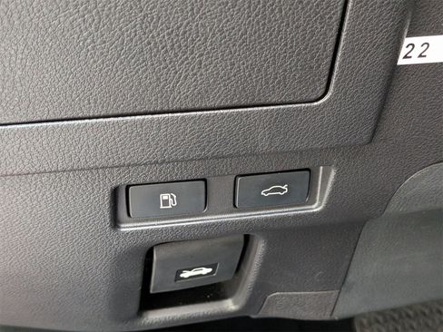 Used 2024 Lexus ES 350 w/ Premium Package image 17