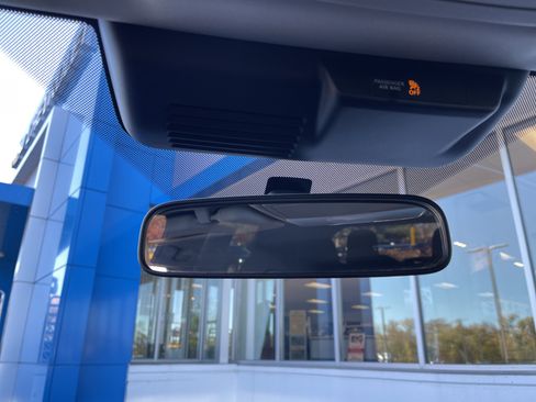 Used 2023 Mitsubishi Outlander SE Black Edition image 25