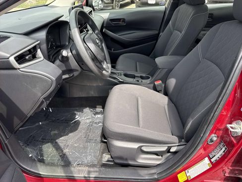 Used 2024 Toyota Corolla LE FWD image 28