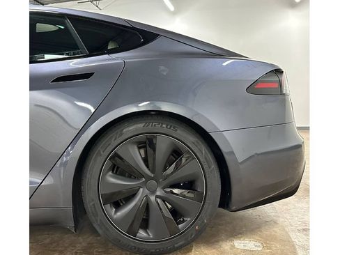 Used 2022 Tesla Model S Standard Range AWD/4WD image 11