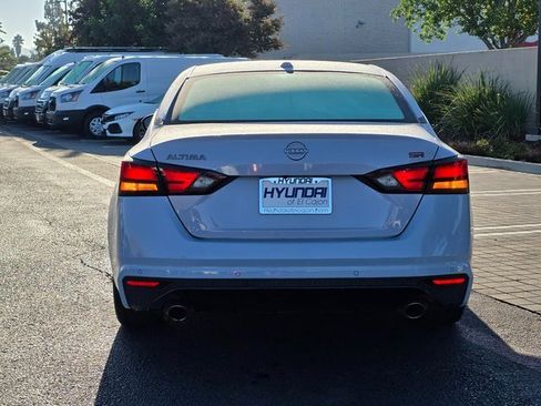 Used 2024 Nissan Altima 2.5 SR image 6
