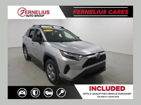 Used 2024 Toyota RAV4 LE AWD/4WD image 1