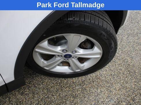 Used 2015 Ford Escape SE FWD image 28