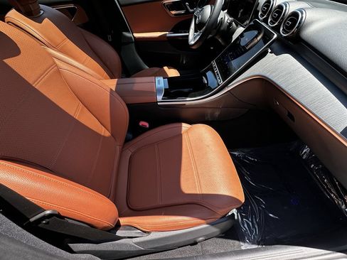 Certified 2025 Mercedes-Benz C 300 Sedan image 15