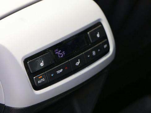 Used 2022 Hyundai Palisade SEL w/ 8P Bench Seat Package FWD image 34